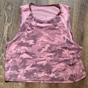 Cropped Lululemon top